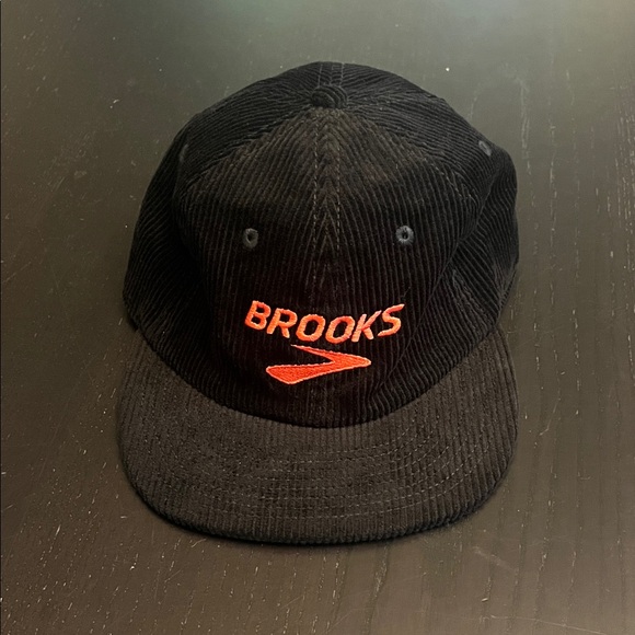 Brooks Running Corduroy Adjustable Hat - Picture 1 of 6